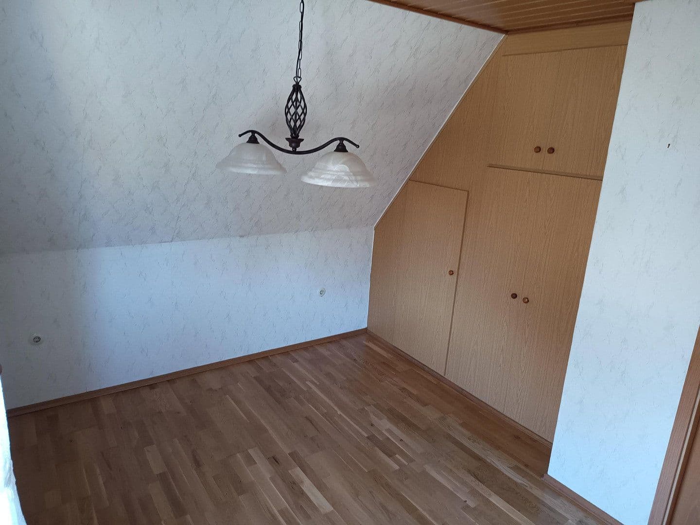 Prodej domu 116 m², pozemek 500 m², Rastede, Dolní Sasko Prodej domu 116 m², pozemek 500 m², Rastede, Dolní Sasko