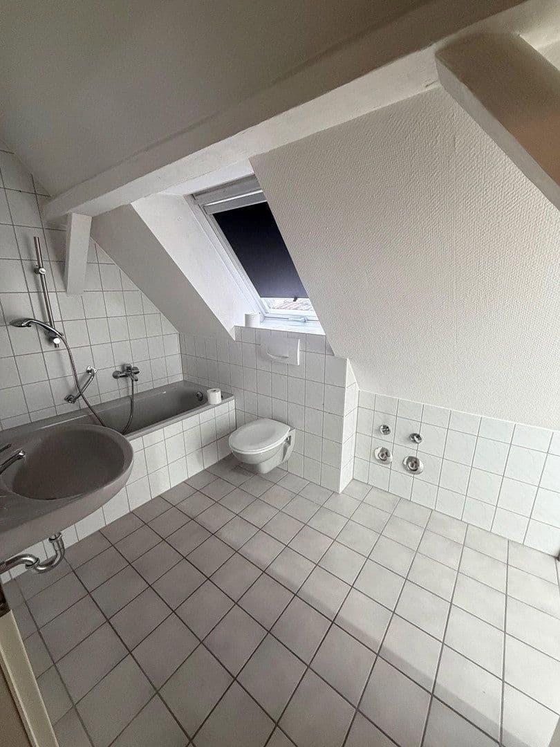 Pronájem bytu 1+1 44 m², Leo Loeb Straße 12a, Haßloch, Porýní-Falc Pronájem bytu 1+1 44 m², Leo Loeb Straße 12a, Haßloch, Porýní-Falc
