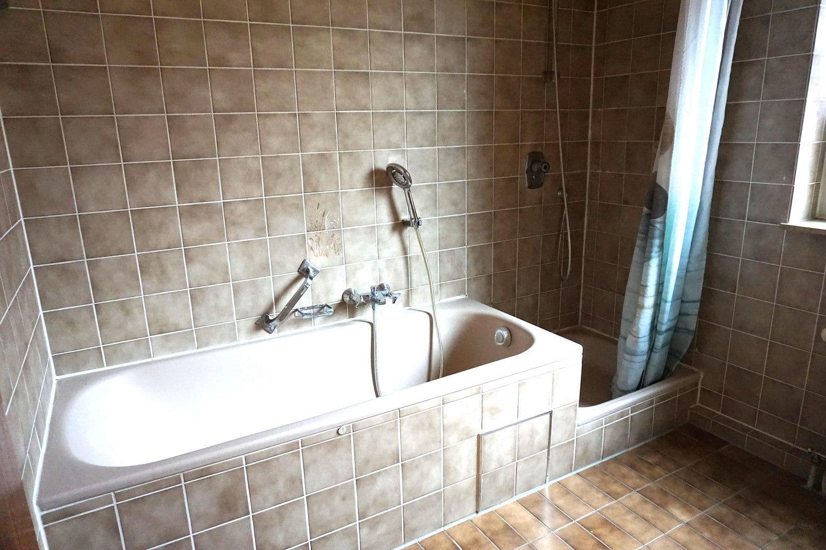 Prodej bytu 3+1 85 m², Erdmannhausen, Bádensko-Württembersko Prodej bytu 3+1 85 m², Erdmannhausen, Bádensko-Württembersko