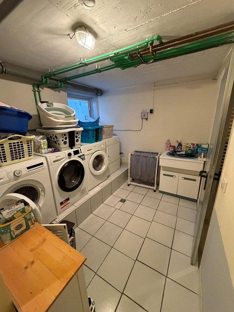 Pronájem bytu 4+1 102 m², Am Sonnenhang 8, Oberbettingen, Porýní-Falc Pronájem bytu 4+1 102 m², Am Sonnenhang 8, Oberbettingen, Porýní-Falc