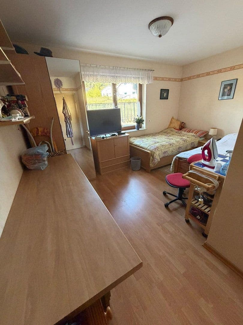 Pronájem bytu 4+1 102 m², Am Sonnenhang 8, Oberbettingen, Porýní-Falc Pronájem bytu 4+1 102 m², Am Sonnenhang 8, Oberbettingen, Porýní-Falc
