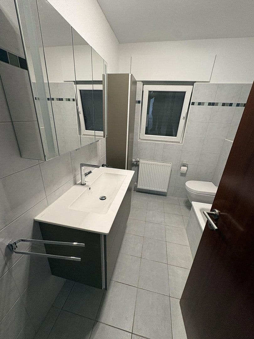 Pronájem domu 206 m², pozemek 380 m², Erftstadt, Severní Porýní-Vestfálsko Pronájem domu 206 m², pozemek 380 m², Erftstadt, Severní Porýní-Vestfálsko
