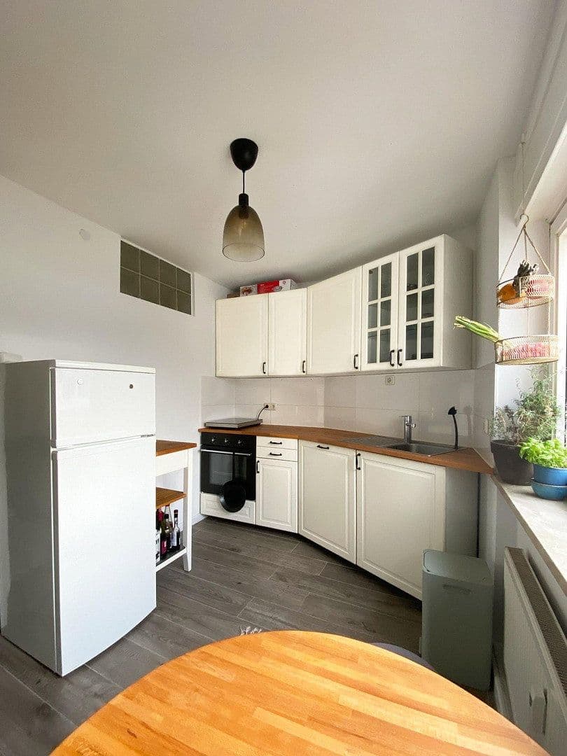 Pronájem bytu 2+1 50 m², Kirchstraße 21, Darmstadt, Hessen Pronájem bytu 2+1 50 m², Kirchstraße 21, Darmstadt, Hessen