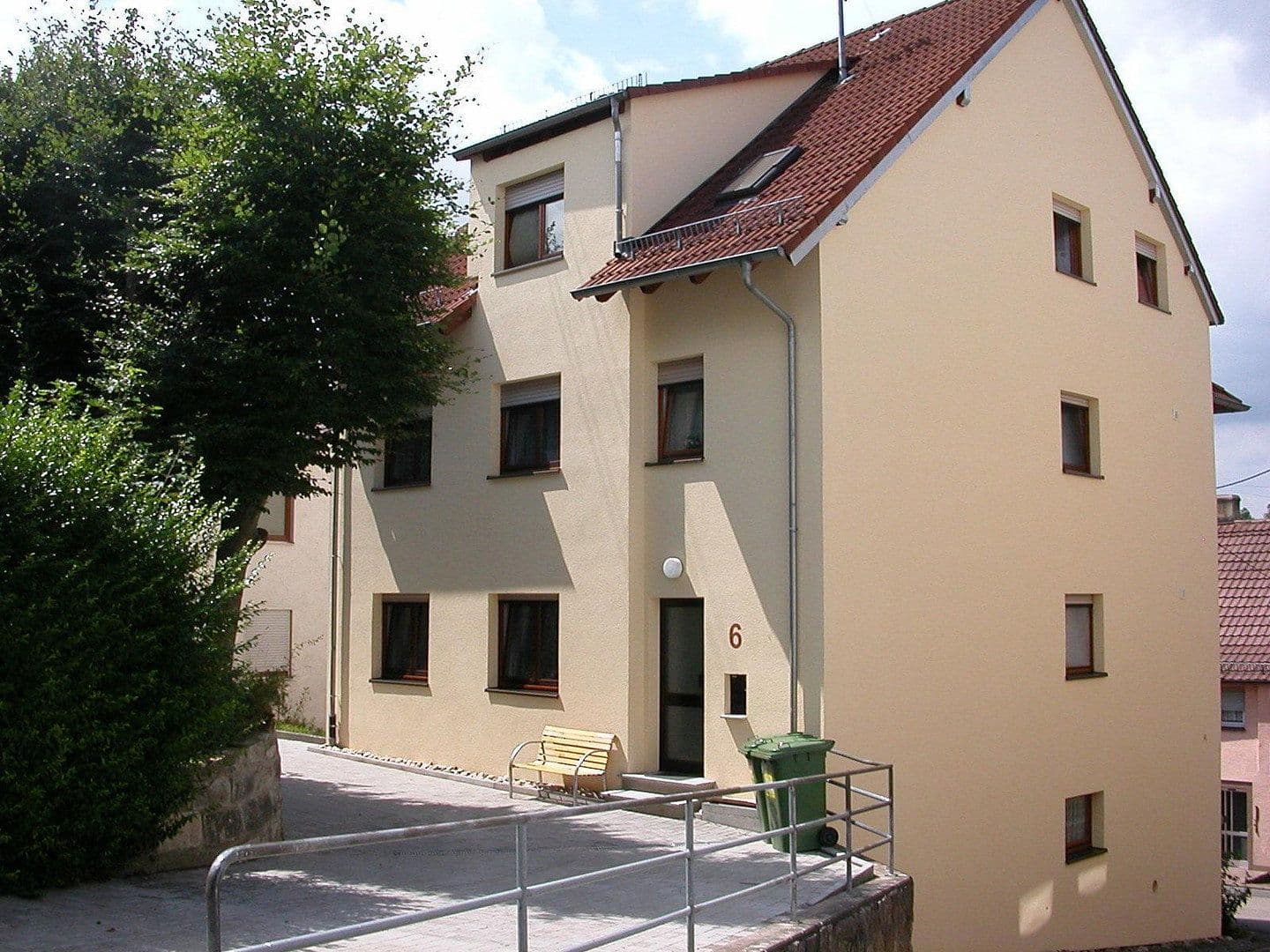 Pronájem bytu 3+1 70 m², Krautheim, Bádensko-Württembersko Pronájem bytu 3+1 70 m², Krautheim, Bádensko-Württembersko