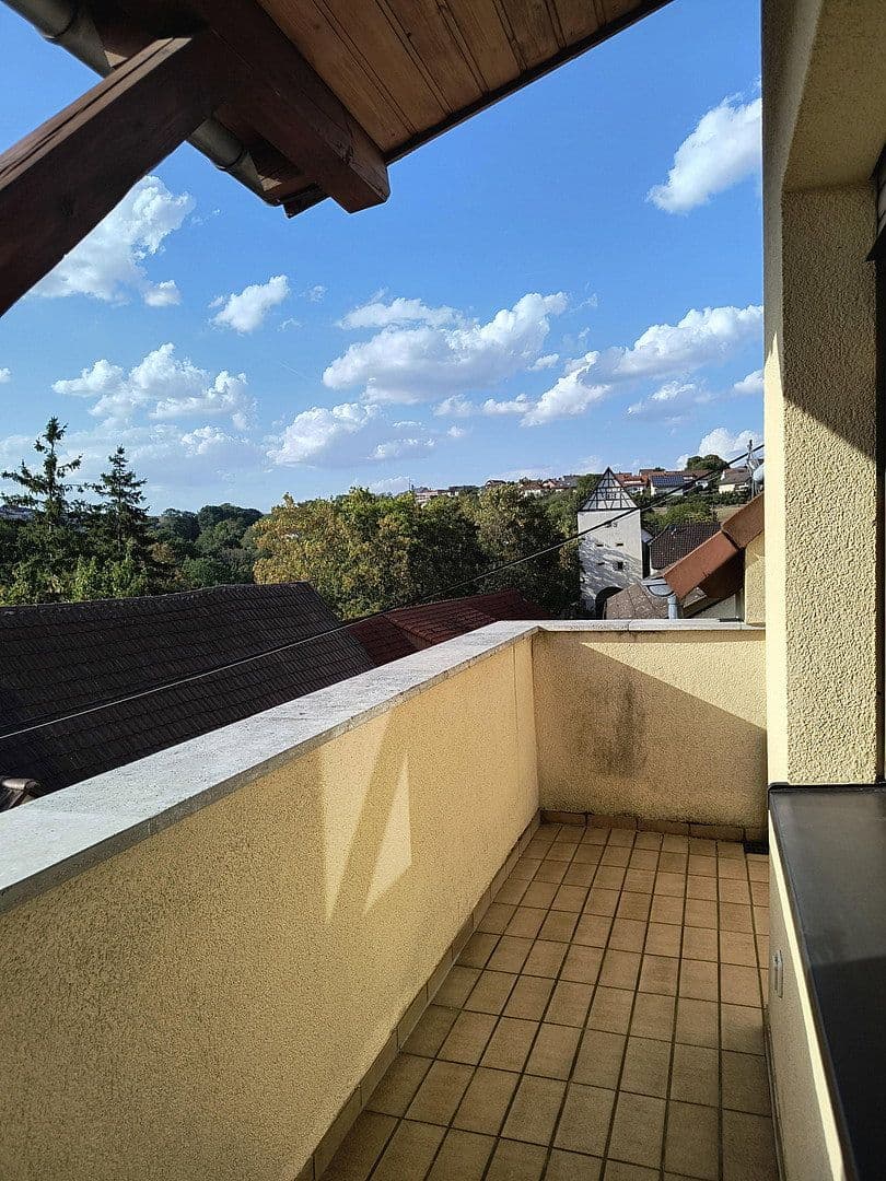 Pronájem bytu 3+1 70 m², Krautheim, Bádensko-Württembersko Pronájem bytu 3+1 70 m², Krautheim, Bádensko-Württembersko