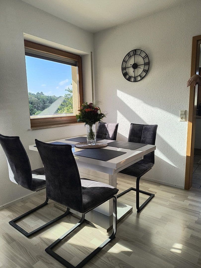 Pronájem bytu 3+1 70 m², Krautheim, Bádensko-Württembersko Pronájem bytu 3+1 70 m², Krautheim, Bádensko-Württembersko