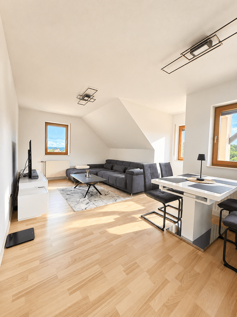 Pronájem bytu 3+1 70 m², Krautheim, Bádensko-Württembersko Pronájem bytu 3+1 70 m², Krautheim, Bádensko-Württembersko