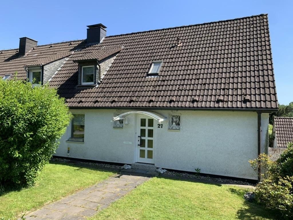 Prodej domu 115 m², pozemek 1.171 m², Velbert, Severní Porýní-Vestfálsko Prodej domu 115 m², pozemek 1.171 m², Velbert, Severní Porýní-Vestfálsko