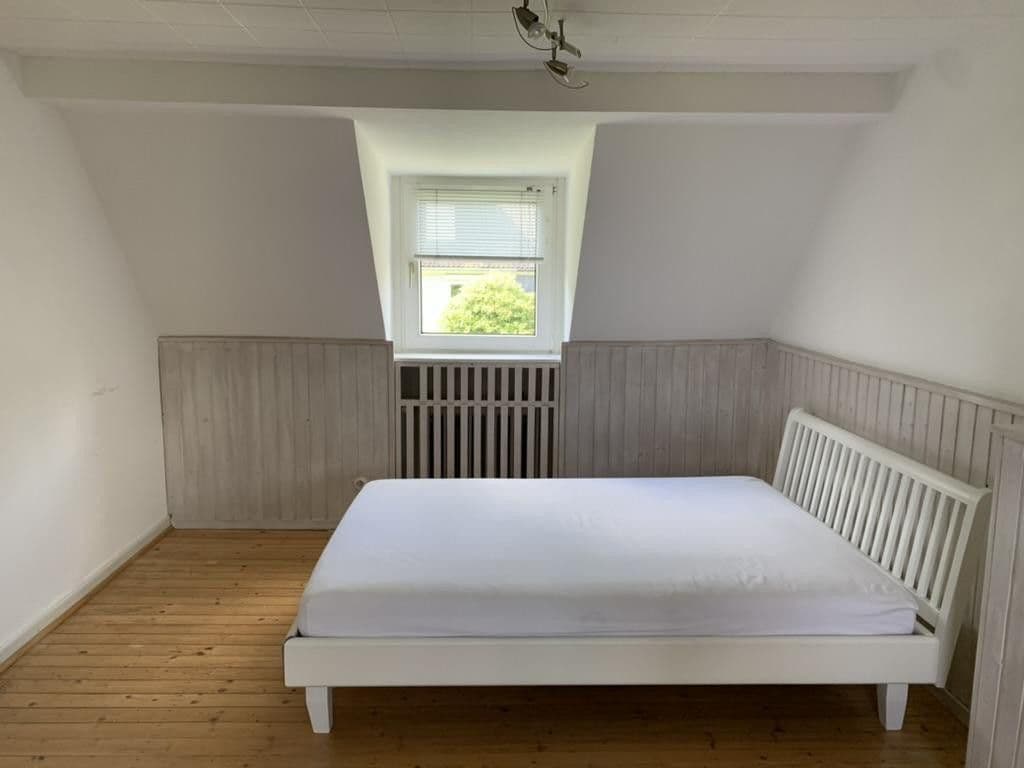 Prodej domu 115 m², pozemek 1.171 m², Velbert, Severní Porýní-Vestfálsko Prodej domu 115 m², pozemek 1.171 m², Velbert, Severní Porýní-Vestfálsko