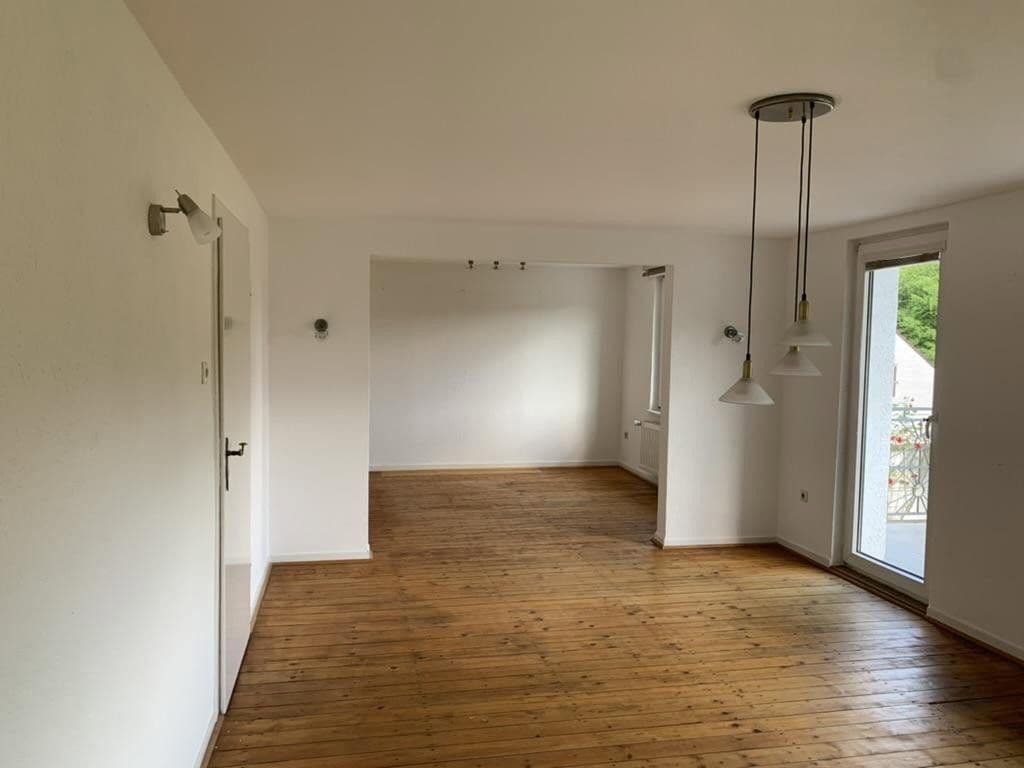 Prodej domu 115 m², pozemek 1.171 m², Velbert, Severní Porýní-Vestfálsko Prodej domu 115 m², pozemek 1.171 m², Velbert, Severní Porýní-Vestfálsko