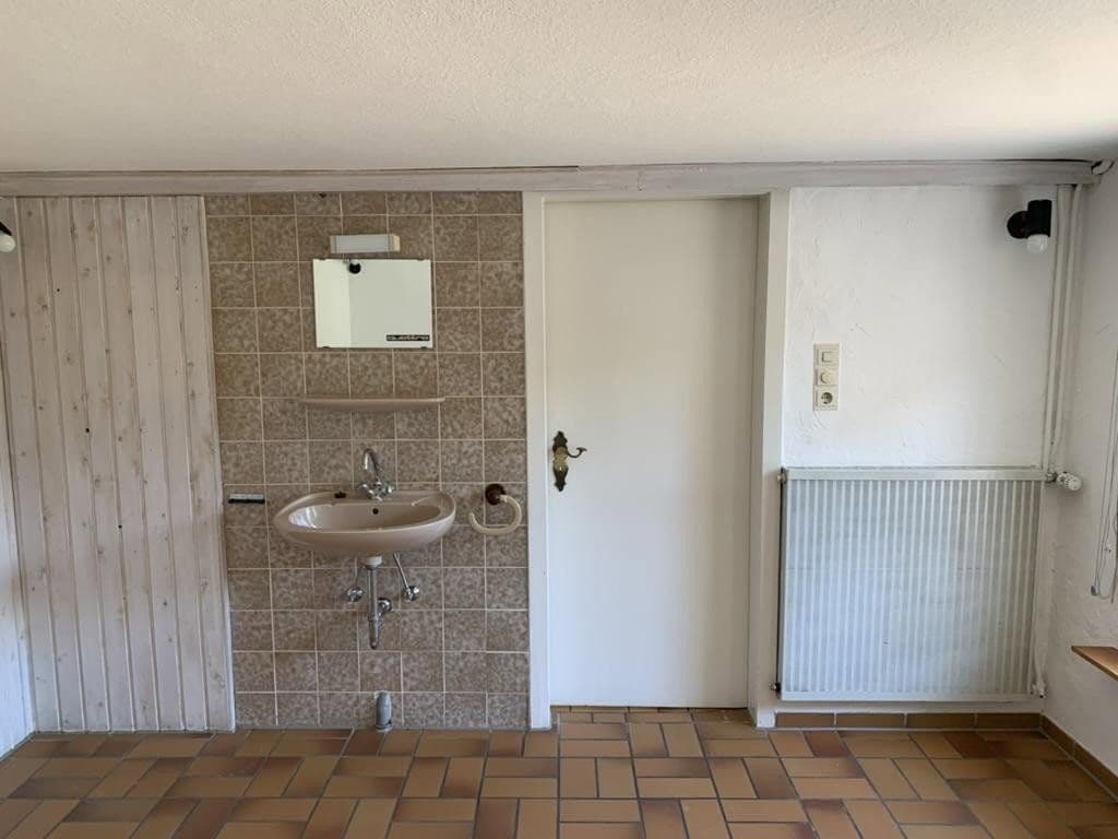 Prodej domu 115 m², pozemek 1.171 m², Velbert, Severní Porýní-Vestfálsko Prodej domu 115 m², pozemek 1.171 m², Velbert, Severní Porýní-Vestfálsko