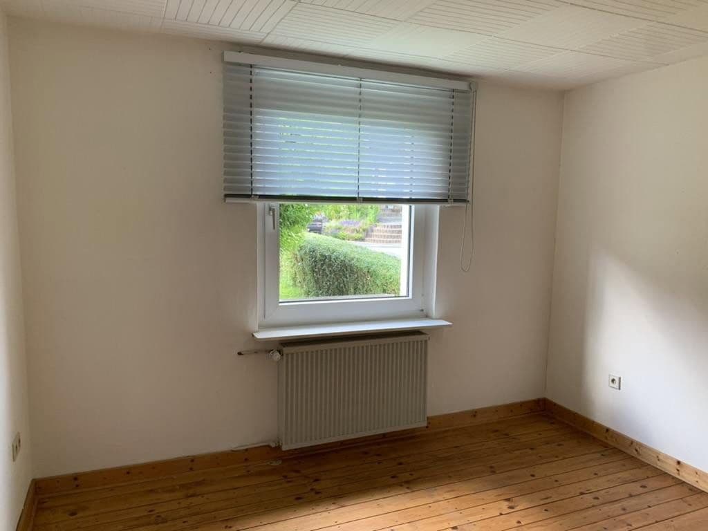 Prodej domu 115 m², pozemek 1.171 m², Velbert, Severní Porýní-Vestfálsko Prodej domu 115 m², pozemek 1.171 m², Velbert, Severní Porýní-Vestfálsko