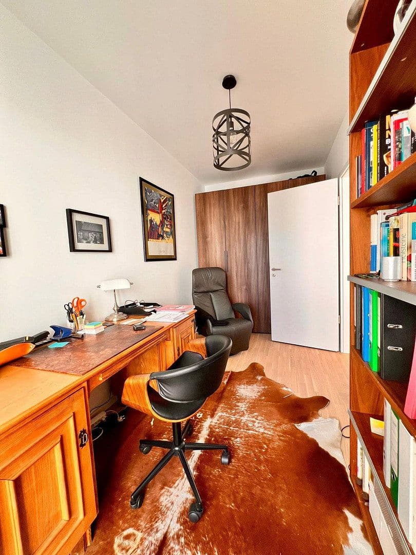 Prodej bytu 3+1 85 m², Berlin, Berlín Prodej bytu 3+1 85 m², Berlin, Berlín