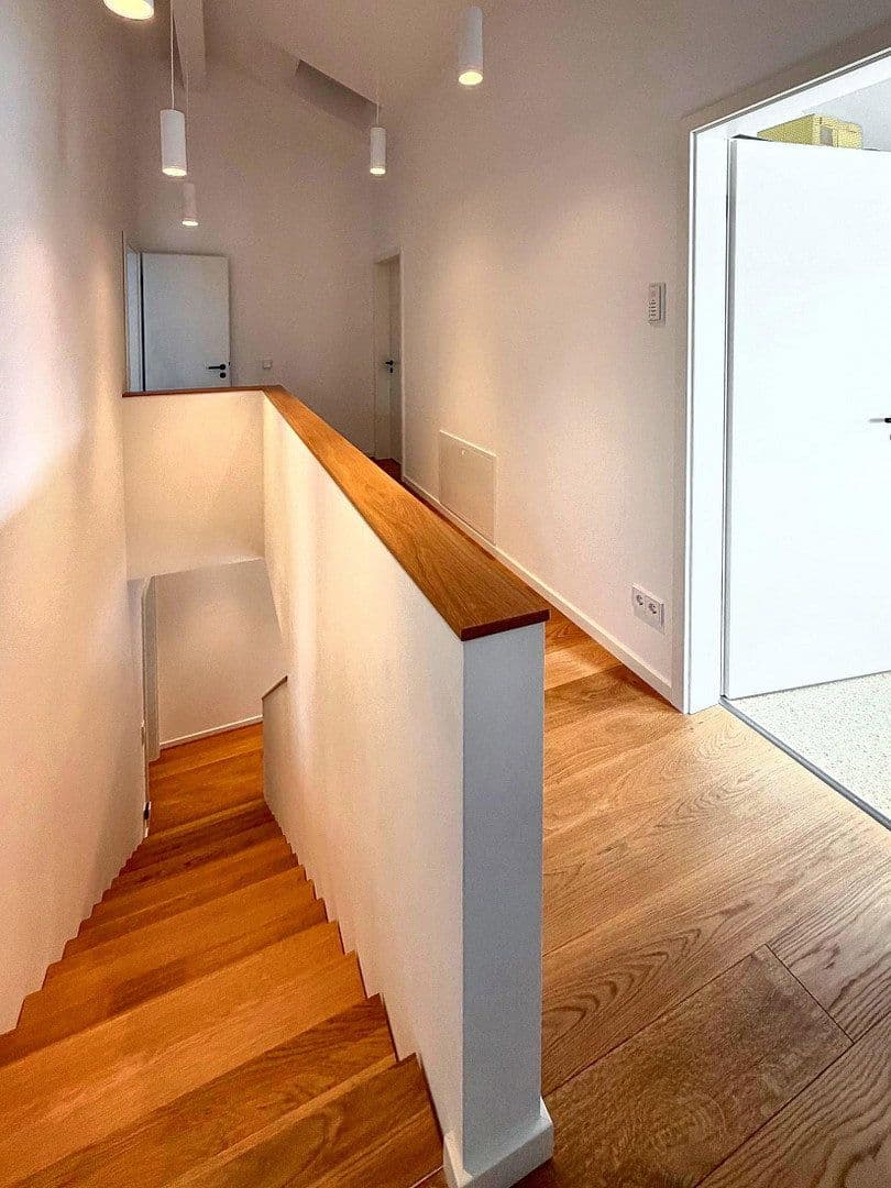 Prodej domu 192 m², pozemek 737 m², Horb am Neckar, Bádensko-Württembersko Prodej domu 192 m², pozemek 737 m², Horb am Neckar, Bádensko-Württembersko