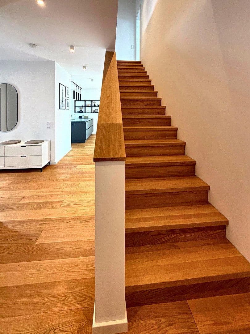 Prodej domu 192 m², pozemek 737 m², Horb am Neckar, Bádensko-Württembersko Prodej domu 192 m², pozemek 737 m², Horb am Neckar, Bádensko-Württembersko