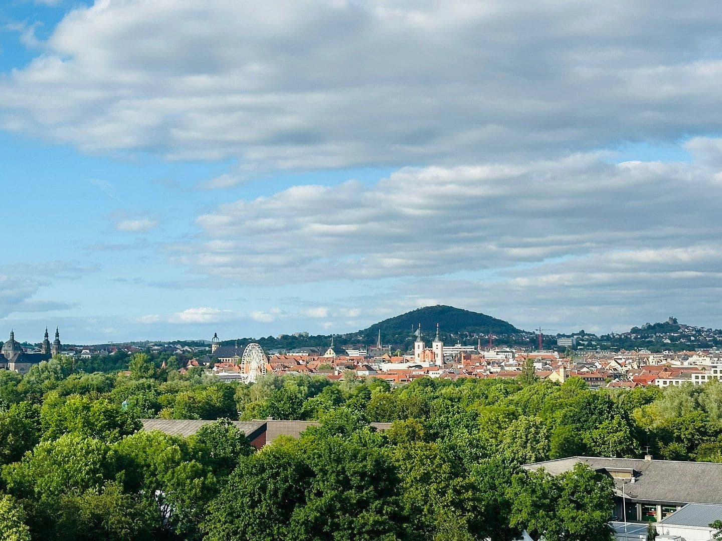 Pronájem bytu 5+1 178 m², Am Alten Sportplatz 9, Fulda, Hessen Pronájem bytu 5+1 178 m², Am Alten Sportplatz 9, Fulda, Hessen