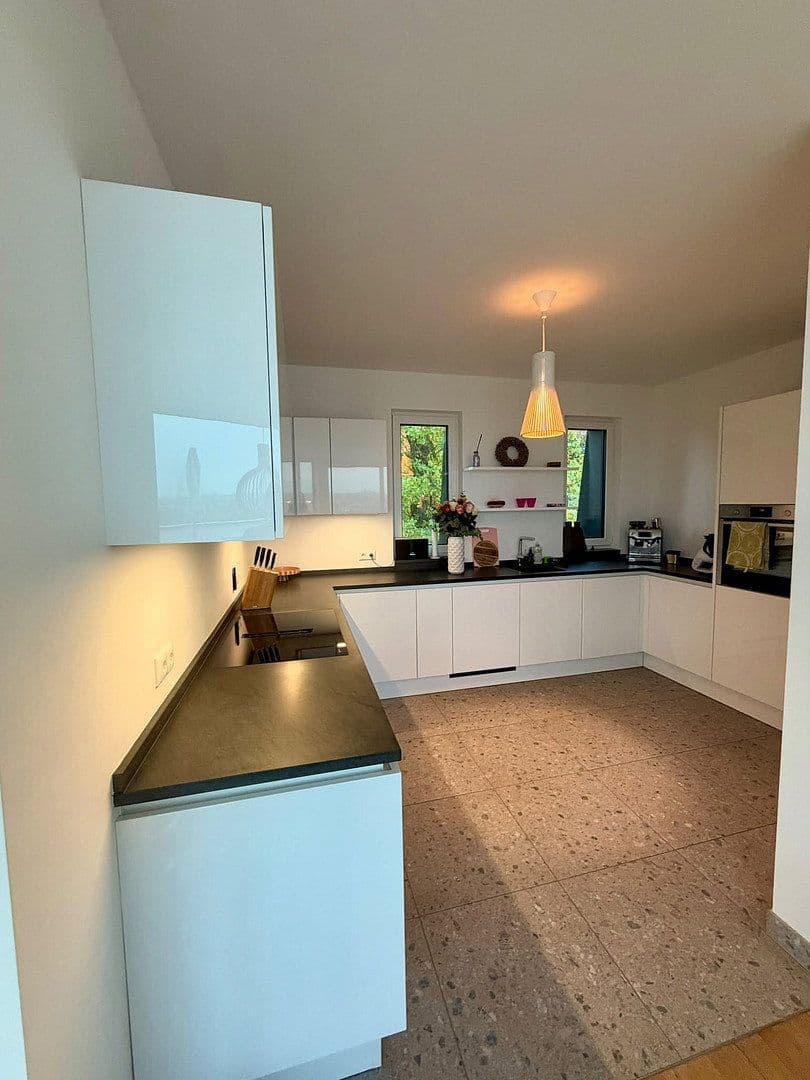 Pronájem bytu 5+1 178 m², Am Alten Sportplatz 9, Fulda, Hessen Pronájem bytu 5+1 178 m², Am Alten Sportplatz 9, Fulda, Hessen