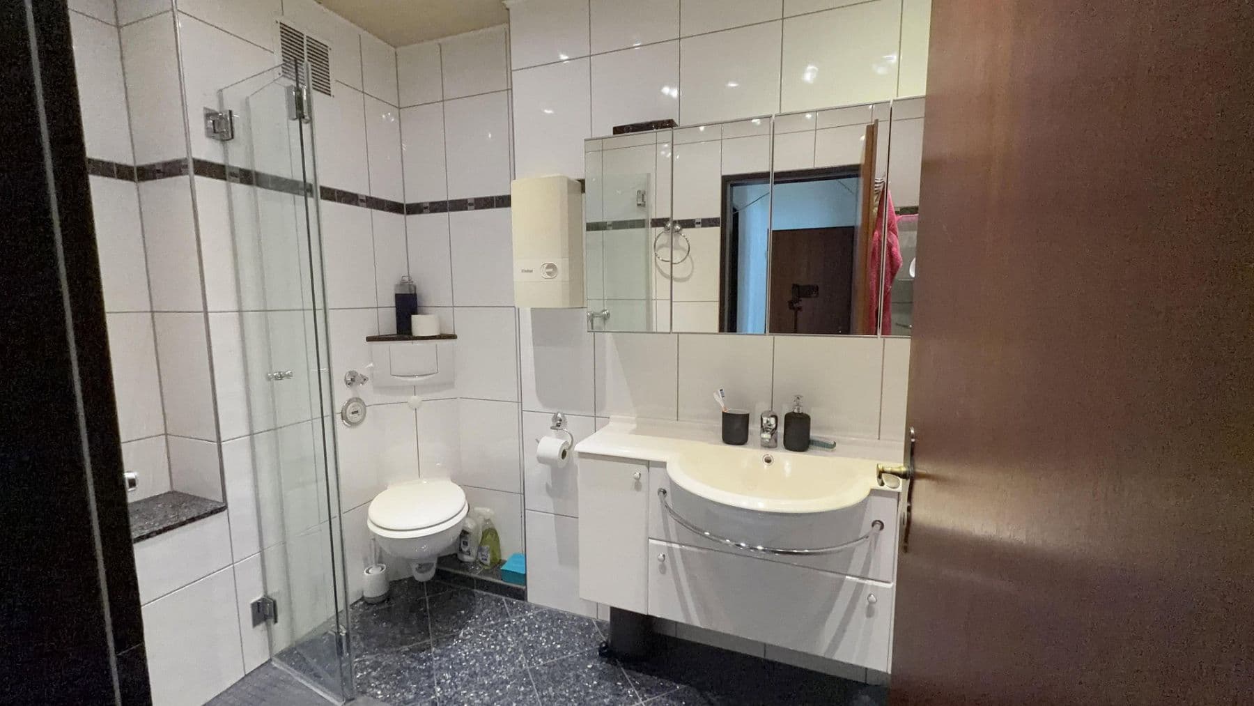 Prodej bytu 3+1 88 m², Mönchengladbach, Severní Porýní-Vestfálsko Prodej bytu 3+1 88 m², Mönchengladbach, Severní Porýní-Vestfálsko