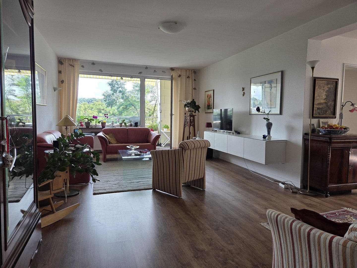 Prodej bytu 5+1 125 m², Saarbrücken, Země Sársko Prodej bytu 5+1 125 m², Saarbrücken, Země Sársko