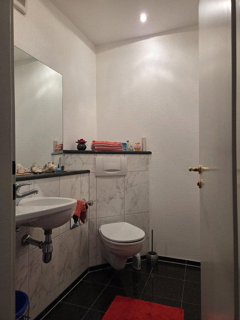 Prodej bytu 5+1 125 m², Saarbrücken, Země Sársko Prodej bytu 5+1 125 m², Saarbrücken, Země Sársko