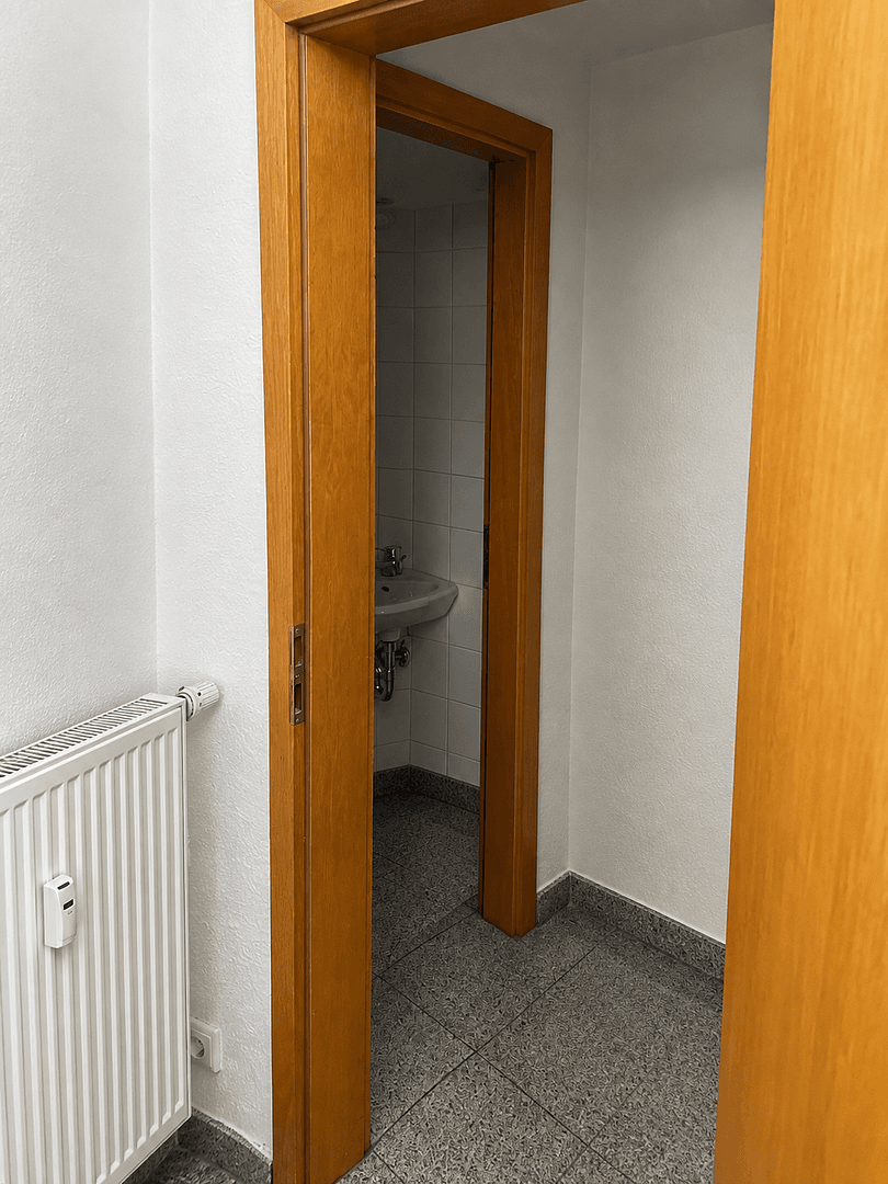 Pronájem nebytového prostoru 24 m², Zerzabelshofstr 5, Nürnberg, Bavorsko Pronájem nebytového prostoru 24 m², Zerzabelshofstr 5, Nürnberg, Bavorsko