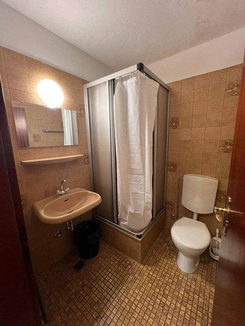 Pronájem nebytového prostoru 700 m², Hanau, Hessen Pronájem nebytového prostoru 700 m², Hanau, Hessen