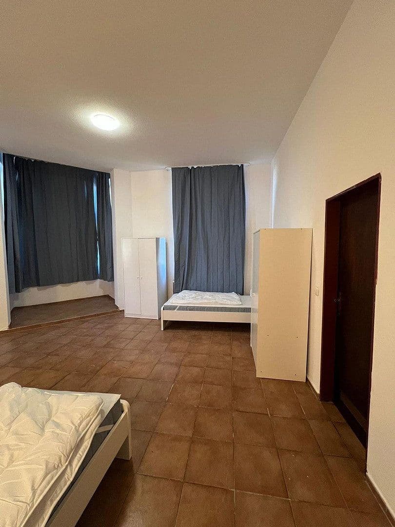 Pronájem nebytového prostoru 700 m², Hanau, Hessen Pronájem nebytového prostoru 700 m², Hanau, Hessen