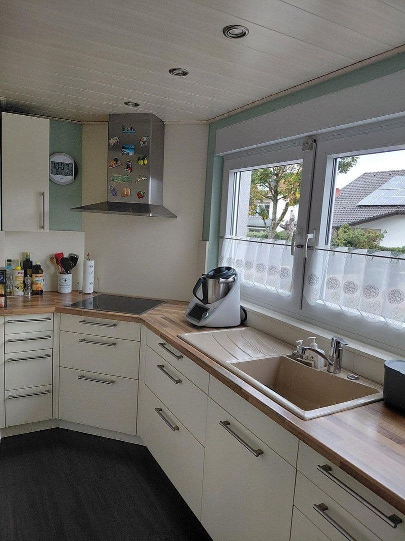 Prodej domu 120 m², pozemek 363 m², Ölbronn-Dürrn, Bádensko-Württembersko Prodej domu 120 m², pozemek 363 m², Ölbronn-Dürrn, Bádensko-Württembersko