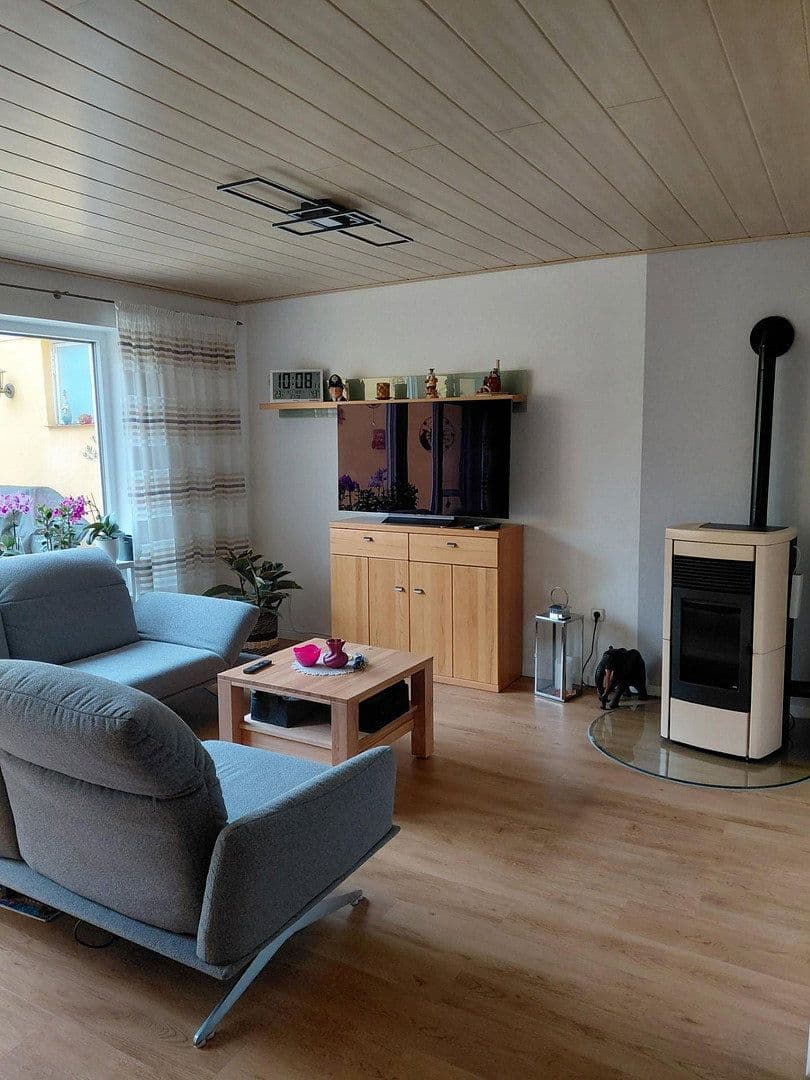 Prodej domu 120 m², pozemek 363 m², Ölbronn-Dürrn, Bádensko-Württembersko Prodej domu 120 m², pozemek 363 m², Ölbronn-Dürrn, Bádensko-Württembersko
