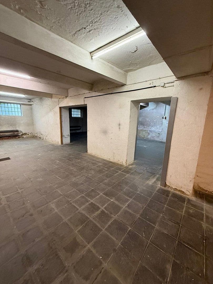 Pronájem nebytového prostoru 400 m², Herkulesstr 9-11, Essen, Severní Porýní-Vestfálsko Pronájem nebytového prostoru 400 m², Herkulesstr 9-11, Essen, Severní Porýní-Vestfálsko