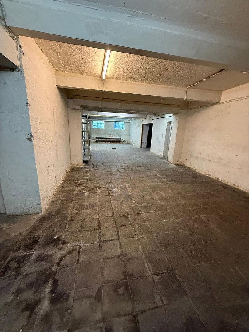 Pronájem nebytového prostoru 400 m², Herkulesstr 9-11, Essen, Severní Porýní-Vestfálsko Pronájem nebytového prostoru 400 m², Herkulesstr 9-11, Essen, Severní Porýní-Vestfálsko