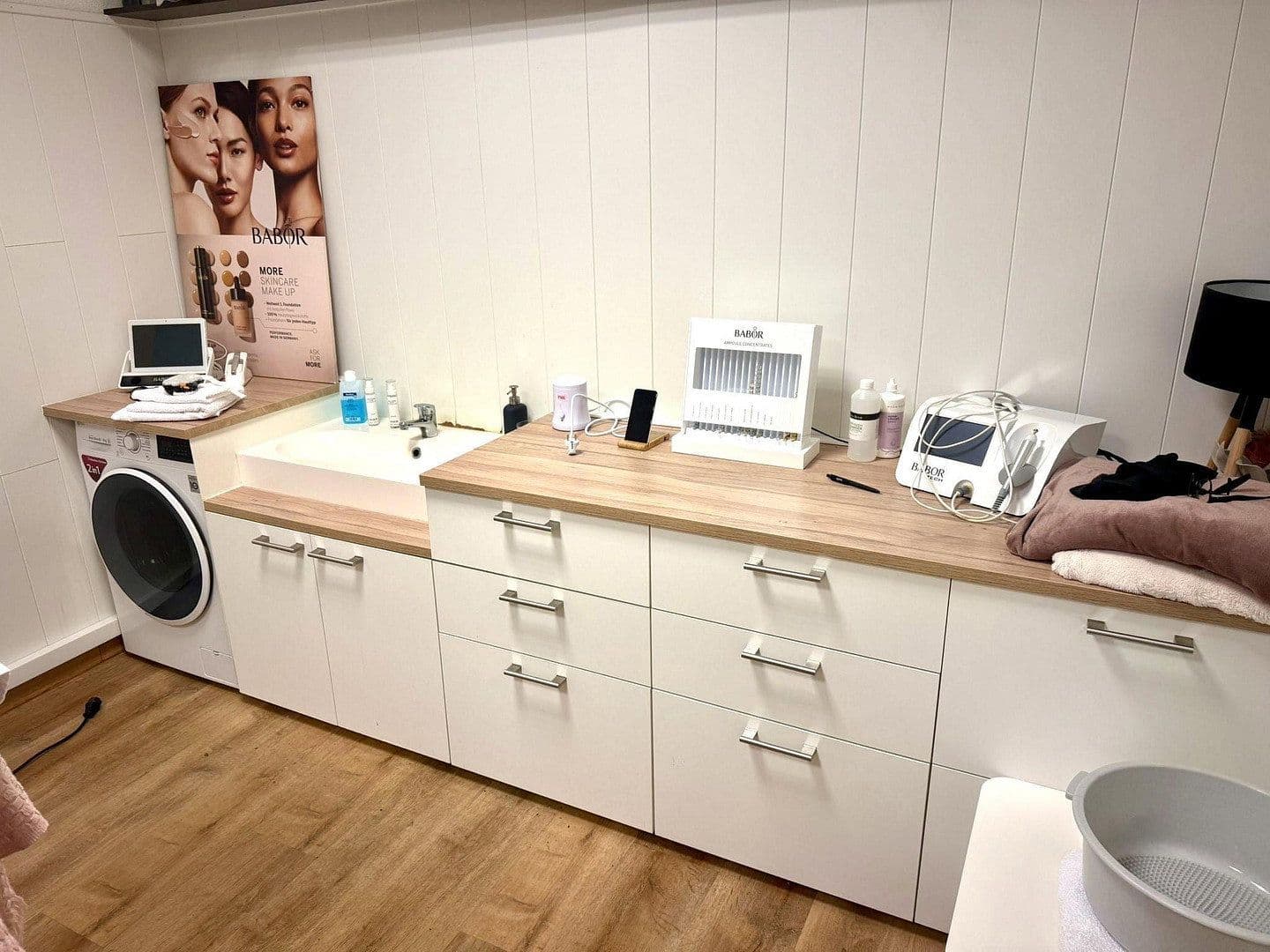 Pronájem nebytového prostoru 58 m², Lübecker Strasse 25-27, Schwerin, Mecklenburg-Vorpommern Pronájem nebytového prostoru 58 m², Lübecker Strasse 25-27, Schwerin, Mecklenburg-Vorpommern