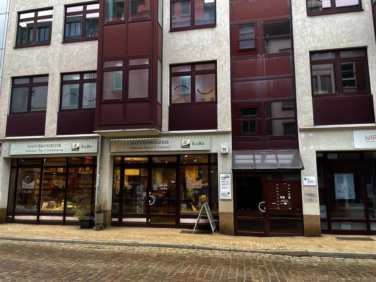 Pronájem nebytového prostoru 58 m², Lübecker Strasse 25-27, Schwerin, Mecklenburg-Vorpommern Pronájem nebytového prostoru 58 m², Lübecker Strasse 25-27, Schwerin, Mecklenburg-Vorpommern