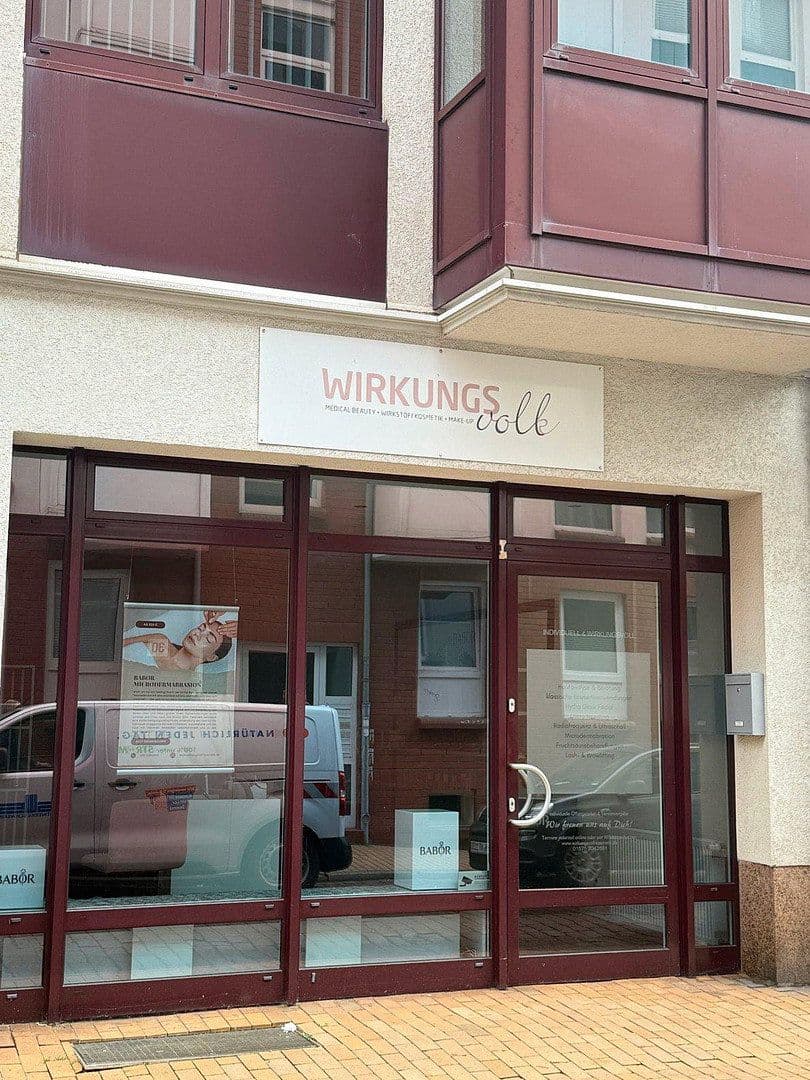 Pronájem nebytového prostoru 58 m², Lübecker Strasse 25-27, Schwerin, Mecklenburg-Vorpommern Pronájem nebytového prostoru 58 m², Lübecker Strasse 25-27, Schwerin, Mecklenburg-Vorpommern