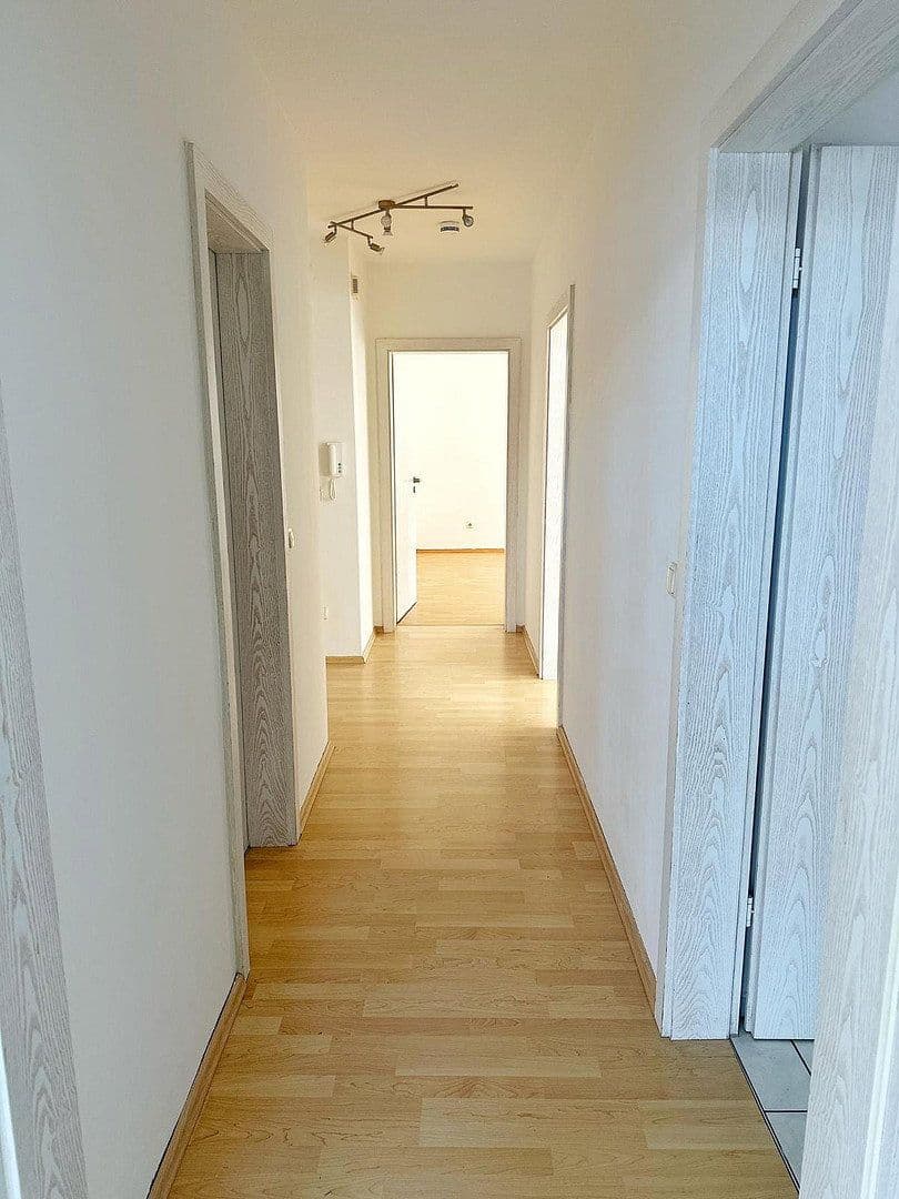 Pronájem bytu 3+1 85 m², Memmelsdorf, Bavorsko Pronájem bytu 3+1 85 m², Memmelsdorf, Bavorsko