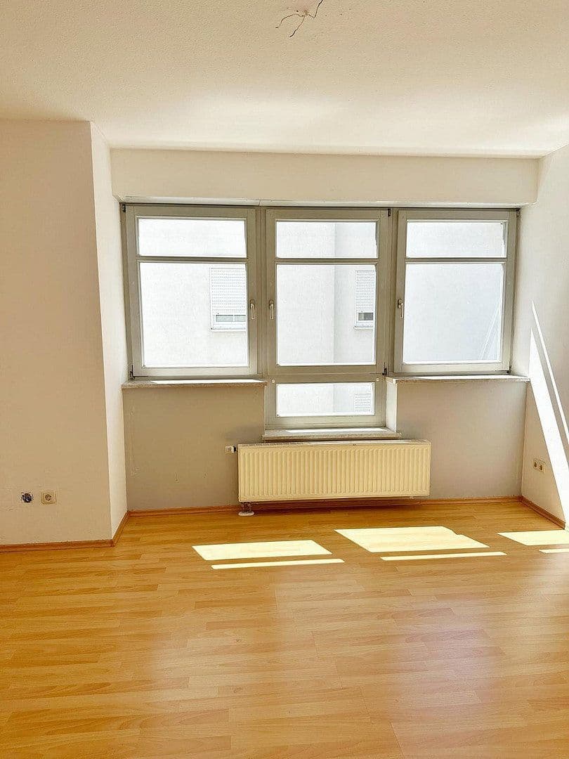 Pronájem bytu 3+1 85 m², Memmelsdorf, Bavorsko Pronájem bytu 3+1 85 m², Memmelsdorf, Bavorsko