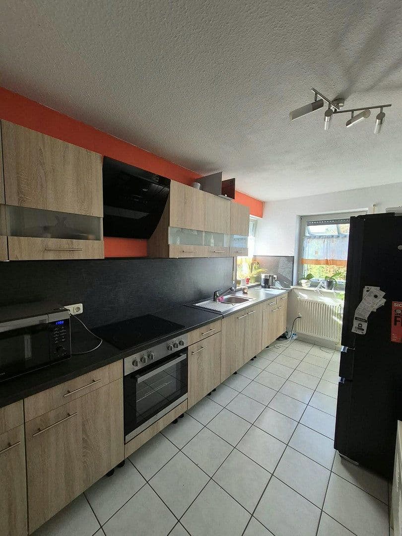 Pronájem bytu 3+1 85 m², Memmelsdorf, Bavorsko Pronájem bytu 3+1 85 m², Memmelsdorf, Bavorsko