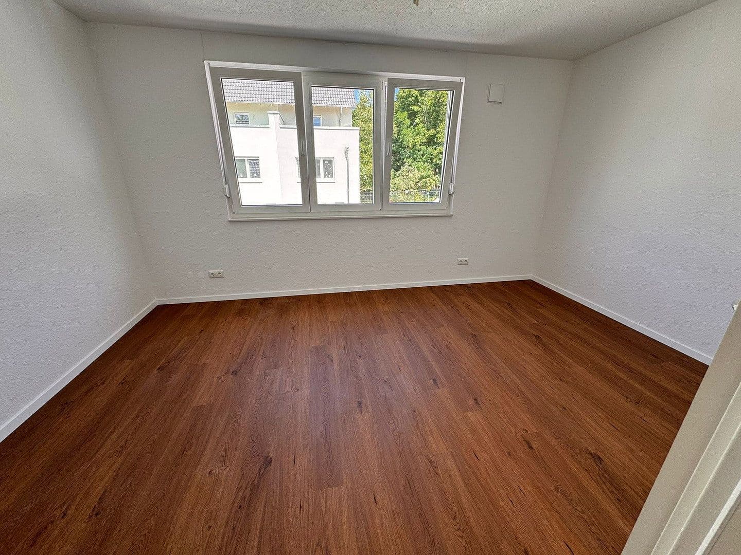 Pronájem domu 114 m², pozemek 120 m², Zossen, Braniborsko Pronájem domu 114 m², pozemek 120 m², Zossen, Braniborsko