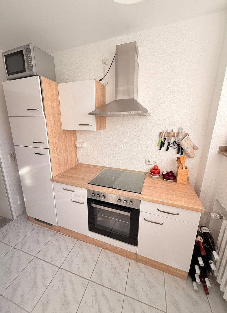 Pronájem bytu 2+1 45 m², Köln, Severní Porýní-Vestfálsko Pronájem bytu 2+1 45 m², Köln, Severní Porýní-Vestfálsko
