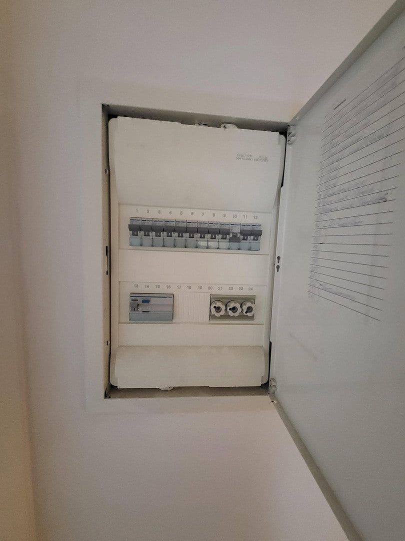 Pronájem bytu 3+1 67 m², Landwehrstraße 48, Hannover, Dolní Sasko Pronájem bytu 3+1 67 m², Landwehrstraße 48, Hannover, Dolní Sasko
