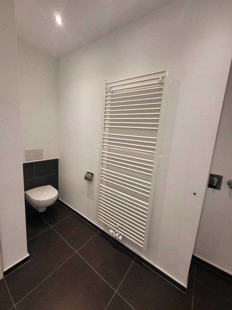 Pronájem bytu 3+1 67 m², Landwehrstraße 48, Hannover, Dolní Sasko Pronájem bytu 3+1 67 m², Landwehrstraße 48, Hannover, Dolní Sasko