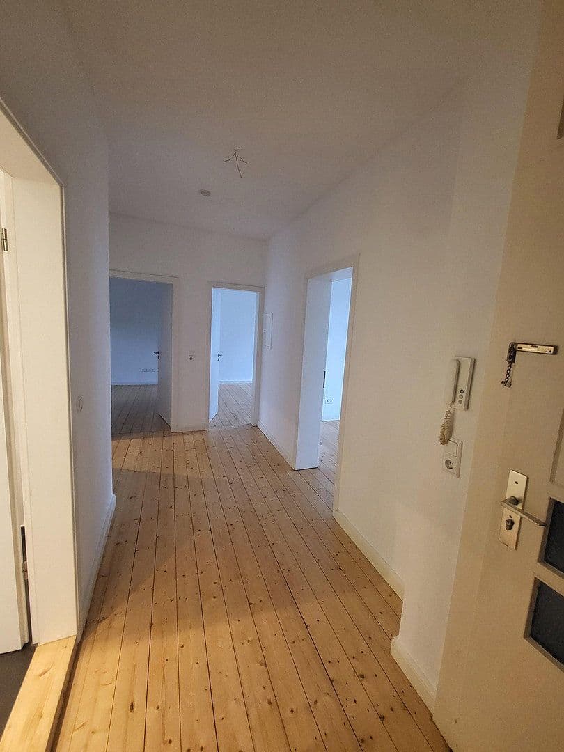 Pronájem bytu 3+1 67 m², Landwehrstraße 48, Hannover, Dolní Sasko Pronájem bytu 3+1 67 m², Landwehrstraße 48, Hannover, Dolní Sasko