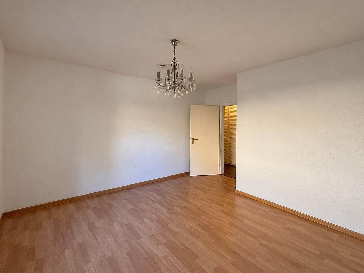 Prodej bytu 3+1 93 m², Frankfurt, Hessen Prodej bytu 3+1 93 m², Frankfurt, Hessen