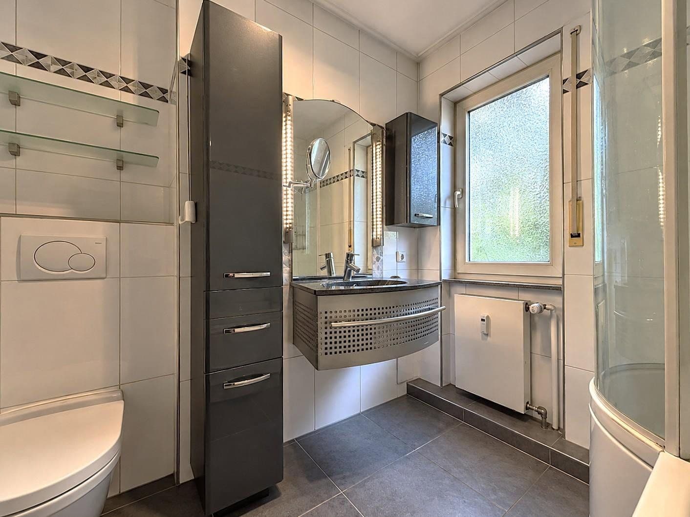 Prodej bytu 3+1 93 m², Frankfurt, Hessen Prodej bytu 3+1 93 m², Frankfurt, Hessen