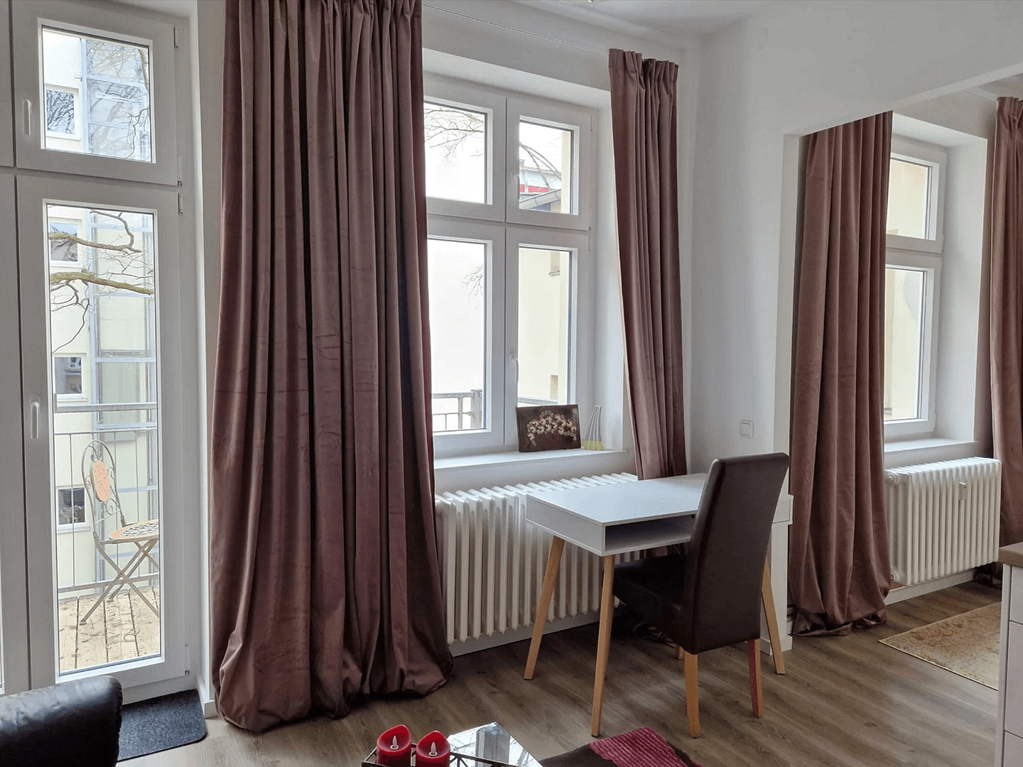 Pronájem bytu 1+kk 38 m², Berlin, Berlín Pronájem bytu 1+kk 38 m², Berlin, Berlín