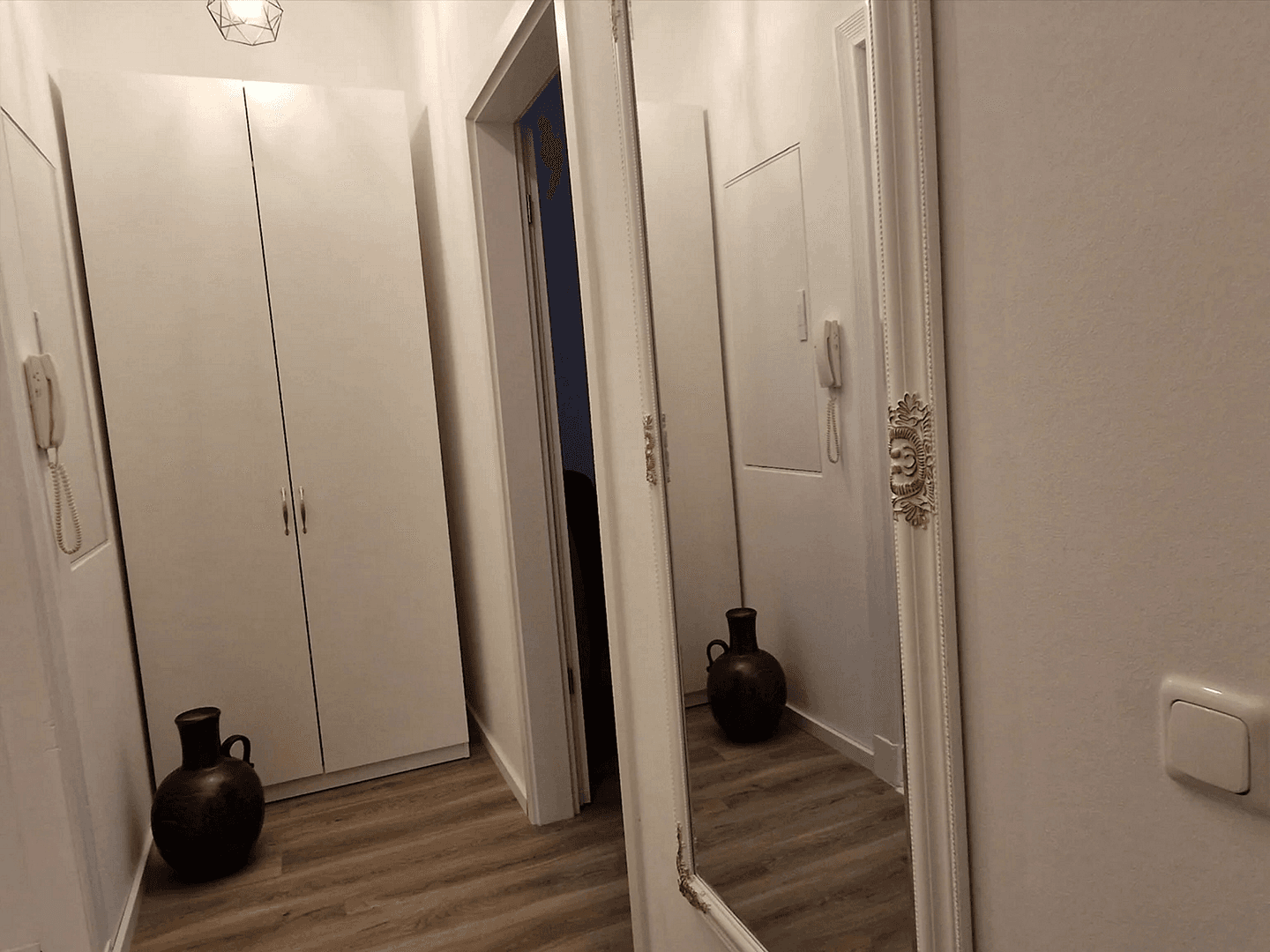 Pronájem bytu 1+kk 38 m², Berlin, Berlín Pronájem bytu 1+kk 38 m², Berlin, Berlín