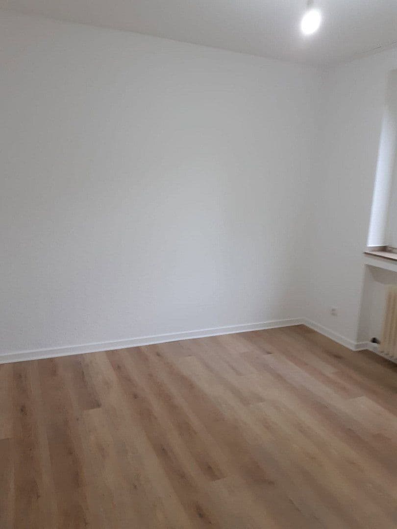 Pronájem bytu 3+1 65 m², Lavendelweg 8, Köln, Severní Porýní-Vestfálsko Pronájem bytu 3+1 65 m², Lavendelweg 8, Köln, Severní Porýní-Vestfálsko