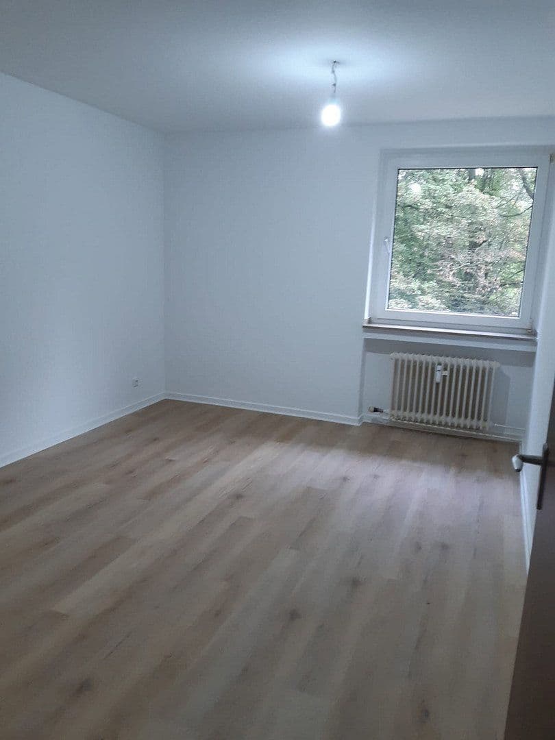 Pronájem bytu 3+1 65 m², Lavendelweg 8, Köln, Severní Porýní-Vestfálsko Pronájem bytu 3+1 65 m², Lavendelweg 8, Köln, Severní Porýní-Vestfálsko