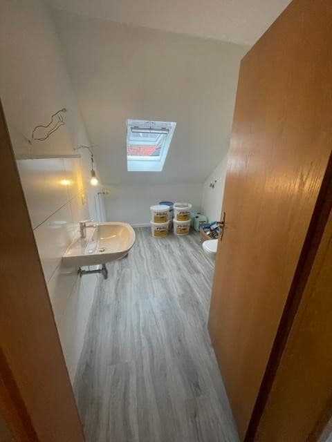 Pronájem bytu 2+1 48 m², Höferscher Weg 4, Eldingen, Dolní Sasko Pronájem bytu 2+1 48 m², Höferscher Weg 4, Eldingen, Dolní Sasko