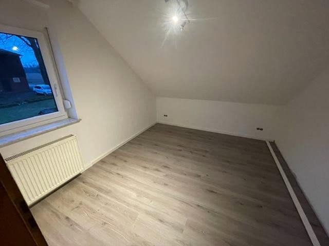 Pronájem bytu 2+1 48 m², Höferscher Weg 4, Eldingen, Dolní Sasko Pronájem bytu 2+1 48 m², Höferscher Weg 4, Eldingen, Dolní Sasko